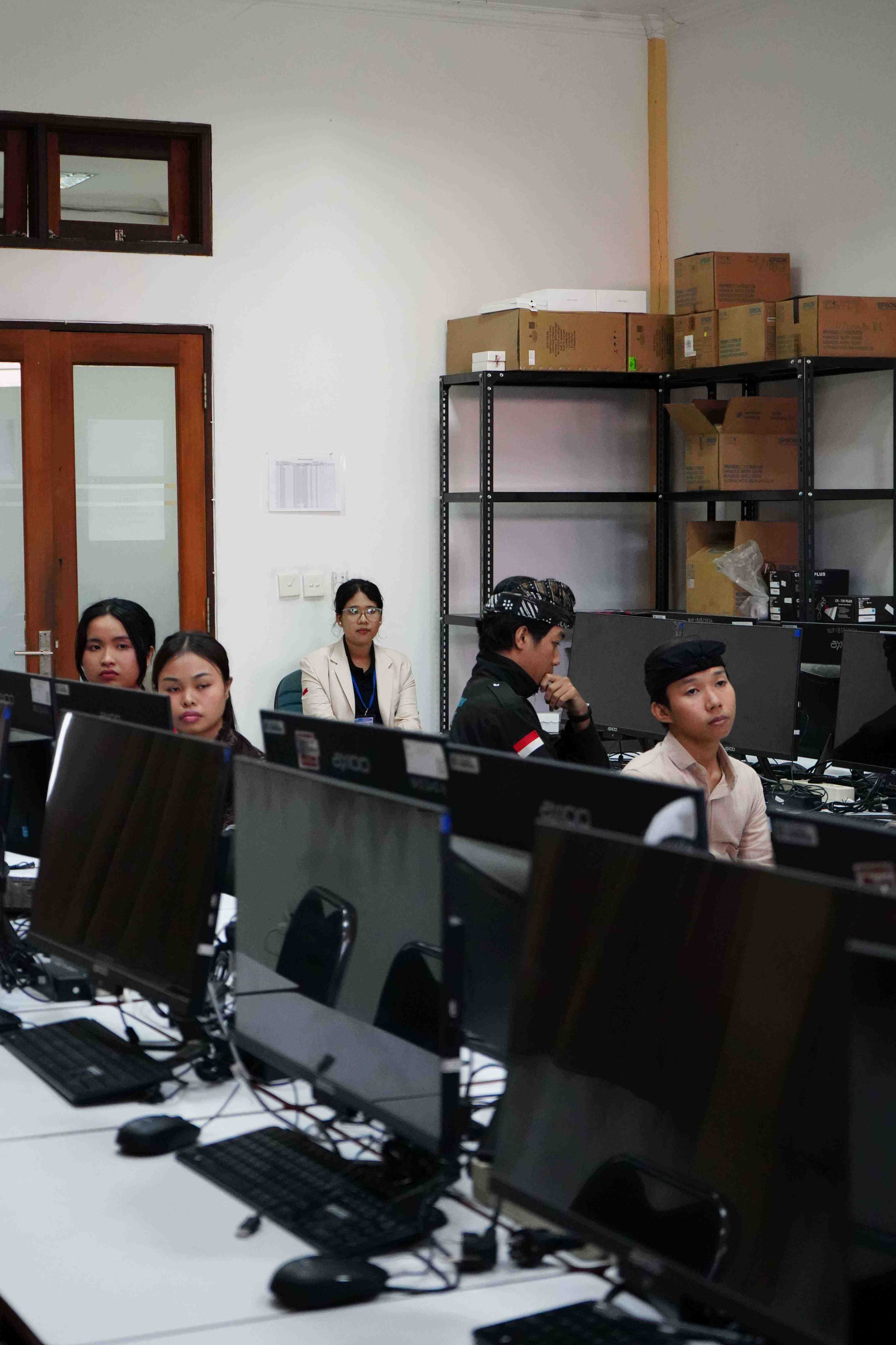 Gallery Perlombaan Creative Competition of Information Technology dan Kuliah Tamu 2026