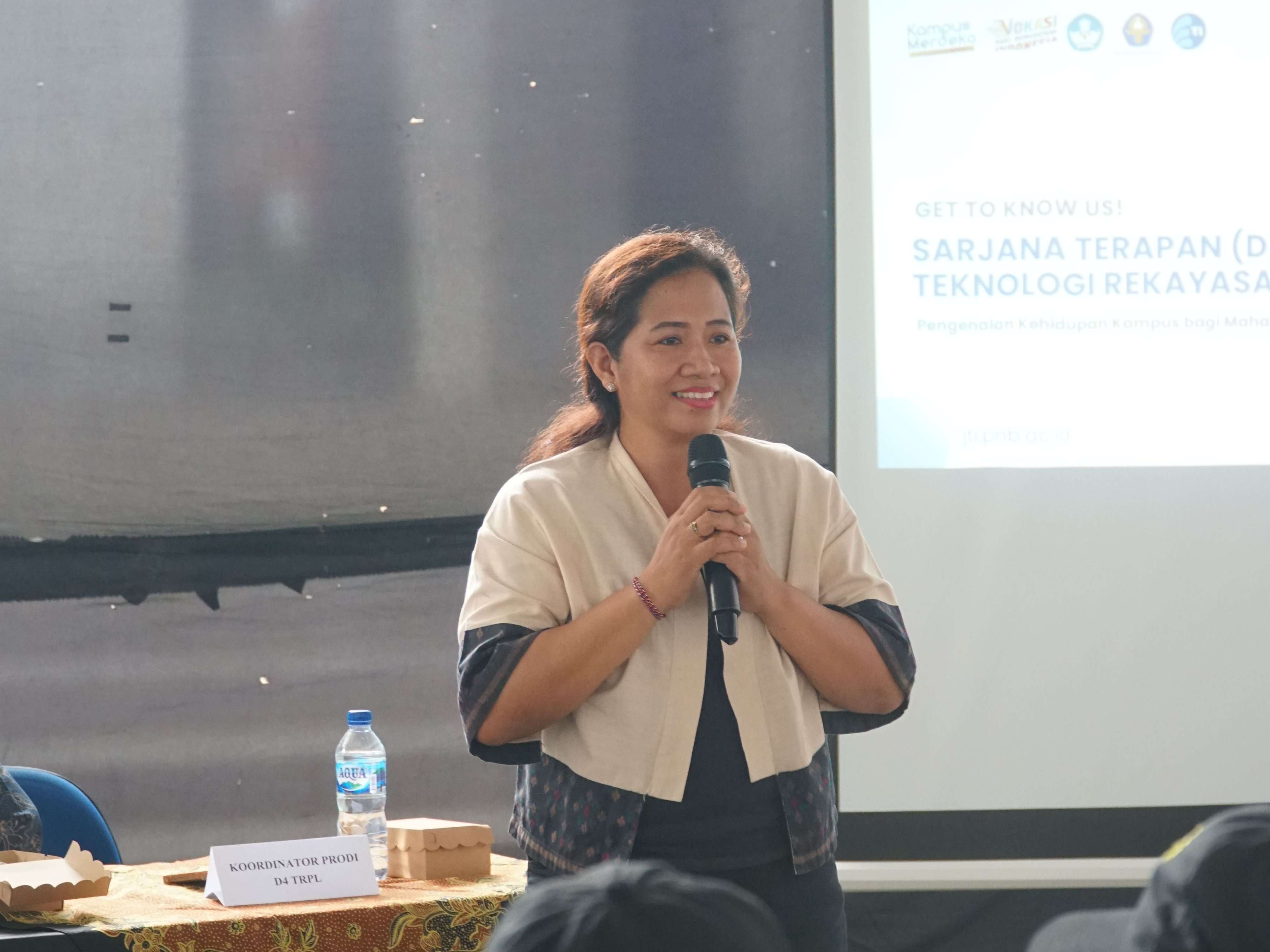 Gallery Pengenalan Kehidupan Kampus Mahasiswa Baru Teknologi Informasi 2024