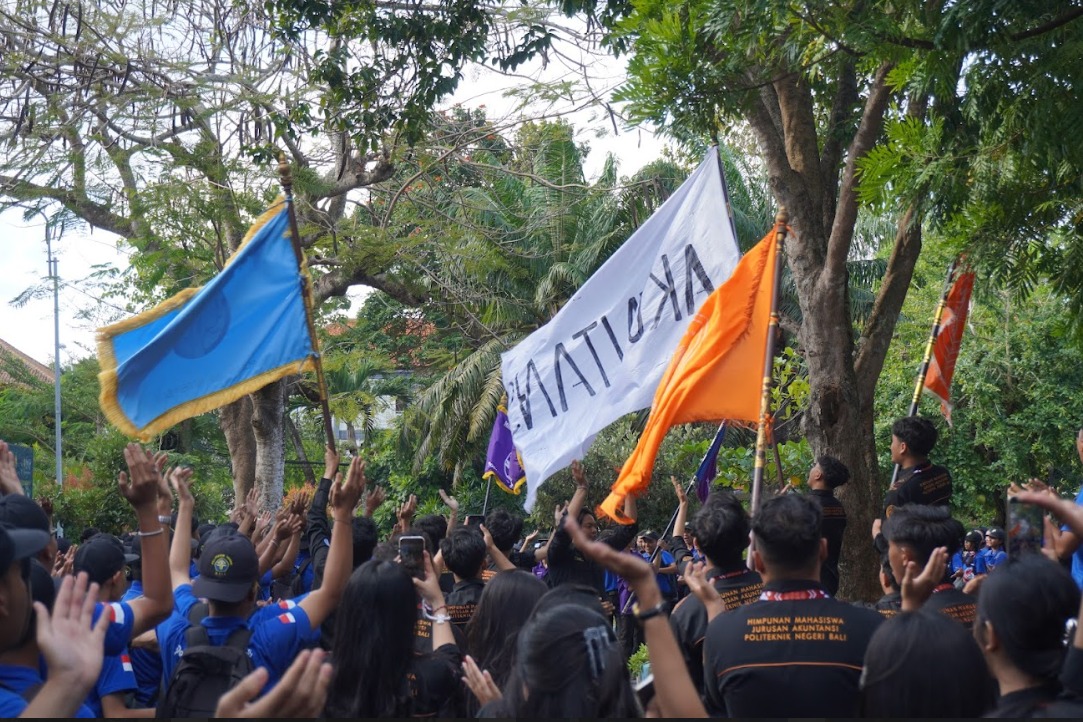 Gallery Pengenalan Kehidupan Kampus Mahasiswa Baru Teknologi Informasi 2025