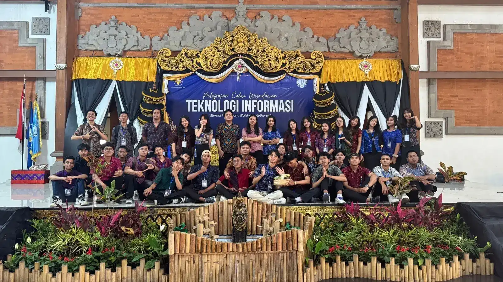 Pelepasan Calon Wisudawan Jurusan Teknologi Informasi 2025